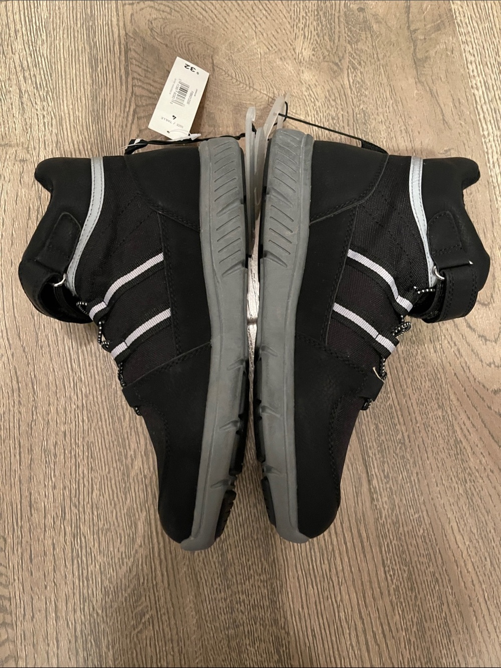 Joe Fresh Black and Gray Kids Sneakers with Hook-and-Loop Strap - Picture 4 of 10
